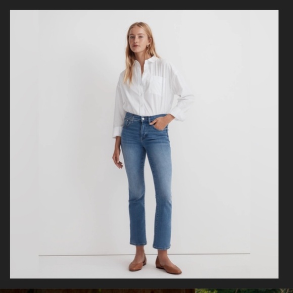 Madewell Midrise Kick Out Light- Medium Wash denim Jeans - Size 25 MSRP $138 - Picture 2 of 12